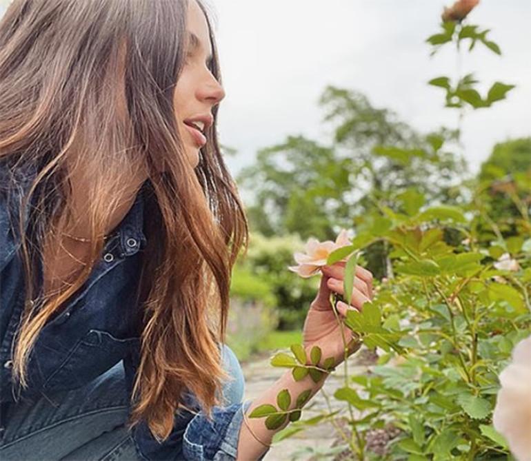Önceden Yaşanan Aşklar ve Kariyer Yolu