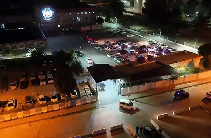 Antakya’da Terör Operasyonu: 19 Gözaltı ve Çok Sayıda Silah Ele Geçirildi 5 Antakya’da Terör Operasyonu: 19 Gözaltı ve Çok Sayıda Silah Ele Geçirildi