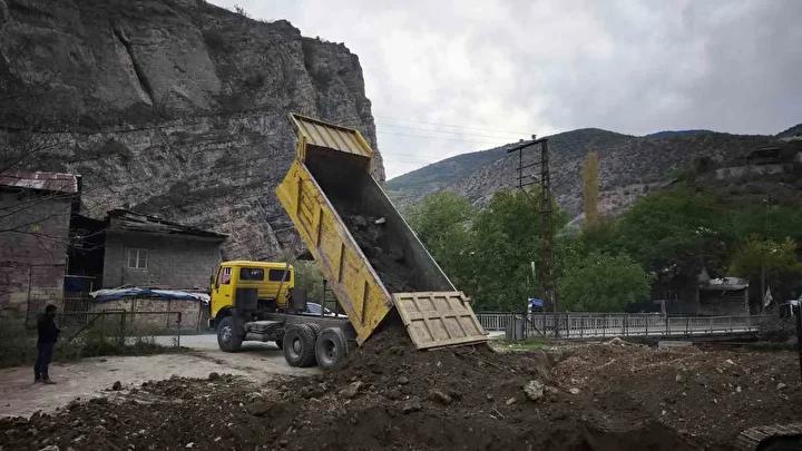 Ardanuç'ta Define Arama Operasyonu Sonuçlandı