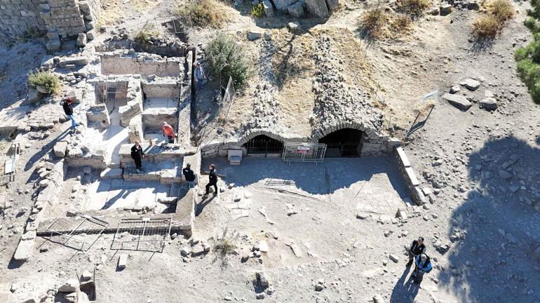 Assos’un Tarih ve Kültür Zirvesi: Kazı Başkanı Prof. Dr. Nurettin Aslan ile Söyleşi