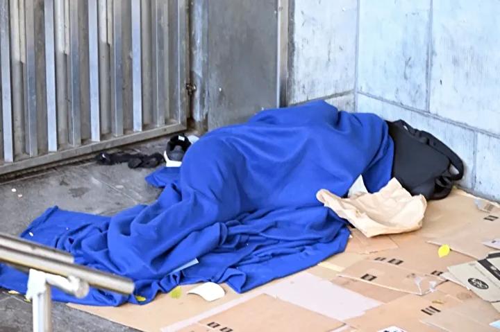 Avrupa’da Evsizlik Sorunu ve Çözüm Yolları Üzerine Güncel Değerlendirme