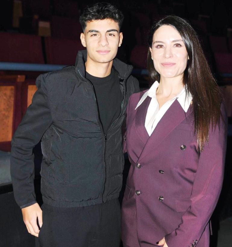 Bağlantı Hatası Filminin Galasında Samimi Anlar ve Sürpriz Röportajlar 2 Kariyer Planları ve Futbol Tutkusu