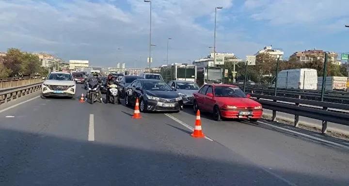 Bakırköy D-100 Karayolunda Vinç Parçası Çarpması Sonrası Trafik ve Güvenlik Durumu