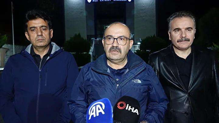 Balıkesir'de Silahlı Soygun ve Çatışma: 2 Ölü, 5 Yaralı 4 Balıkesir'de Silahlı Soygun ve Çatışma: 2 Ölü, 5 Yaralı