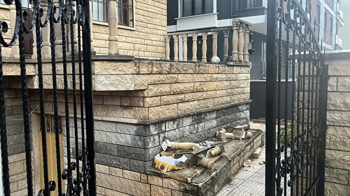 Barış Mahallesi'nde Olay Anı: Çocuk Beton Korkuluğa Çarparak Düştü