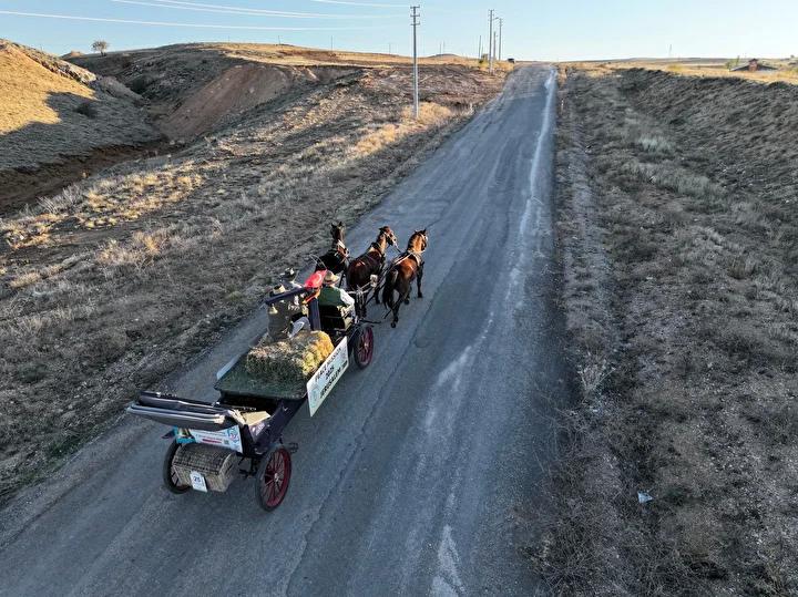 Barış ve Dostluk Temasıyla Yolculuk Yapan Aktivistlerin Hikayesi