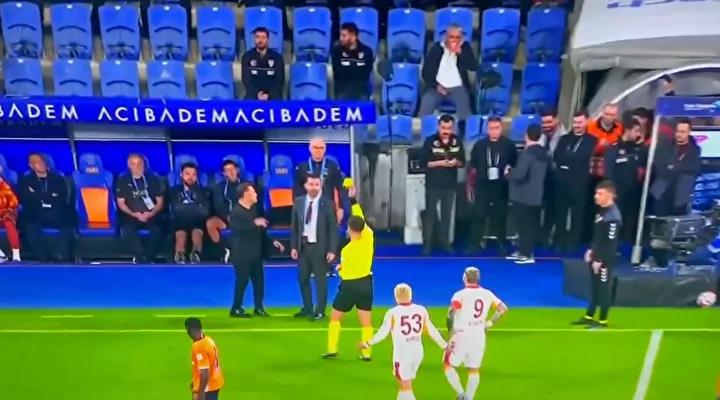 Başakşehir-Galatasaray Mücadelesinde Hakem Gerginliği ve Okan Buruk'un Tepkisi