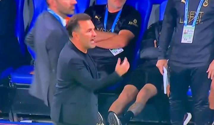Başakşehir-Galatasaray Mücadelesinde Hakem Gerginliği ve Okan Buruk'un Tepkisi