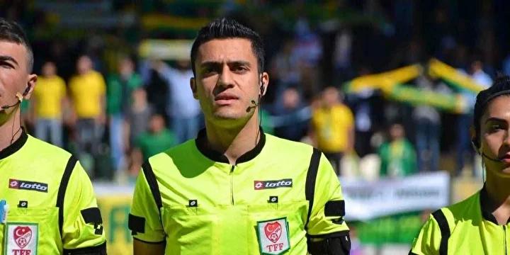 Başkanlık Kararıyla Belirlendi: Beşiktaş - Fenerbahçe Derbisi Hakemi Ali Yılmaz 3 Başkanlık Kararıyla Belirlendi: Beşiktaş - Fenerbahçe Derbisi Hakemi Ali Yılmaz
