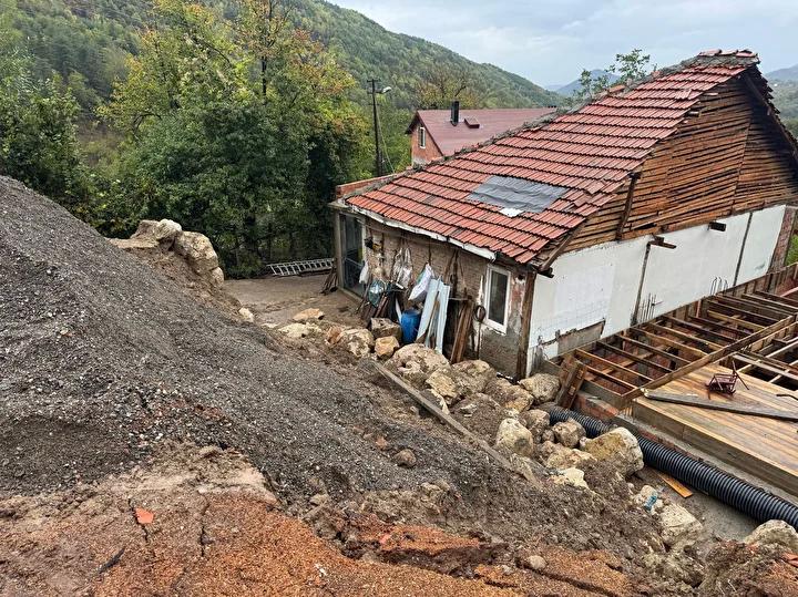 Başköy’de Yoğun Yağış Sonrası Yaşanan Heyelan ve Alınan Önlemler