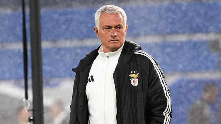Benfica'nın Düşüşü: Mourinho Sonrası Fırtına ve Taraftar Tepkisi 2 Şampiyonlar Ligi'nde Üzücü Durum