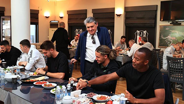 Beşiktaş Kulübü Yönetimi ve Teknik Heyetinden Birlik ve İleri Düzey İşbirliği Toplantısı