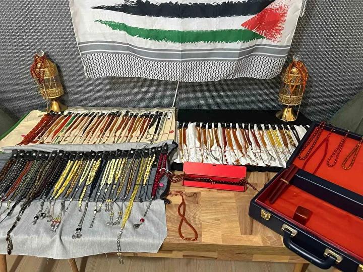 Bingöllü Koleksiyoncu, Gazze İçin Tespihlerini Satışa Çıkardı ve Tamamını Bağışladığını Açıkladı