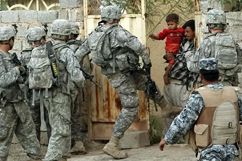 Boris Johnson Irak İşgaliyle İlgili Çarpıcı İtiraflar ve Stratejik Hatalar