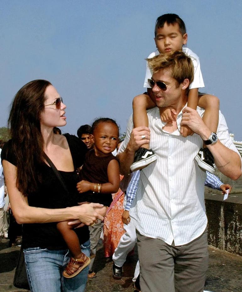 Brad Pitt'ten Jolie’nin E-Posta Taleplerine Yeniden Dava Açması