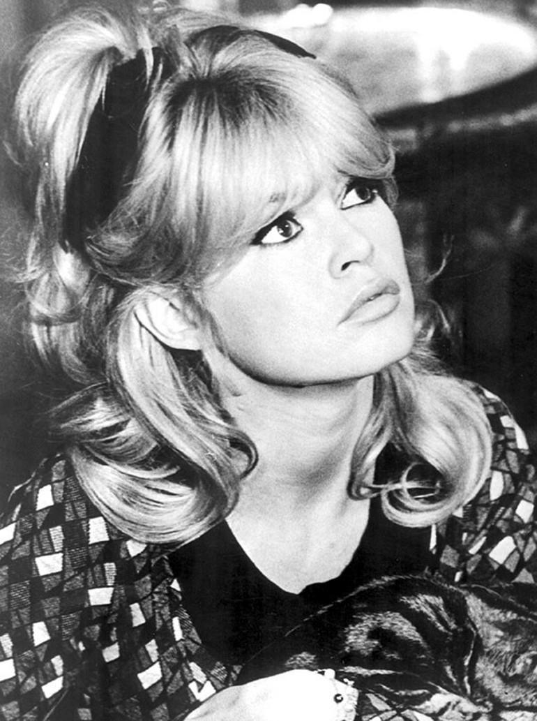 Brigitte Bardot’dan Ölüm Haberleri Hakkında Net Yalanlama 4 Brigitte Bardot’dan Ölüm Haberleri Hakkında Net Yalanlama