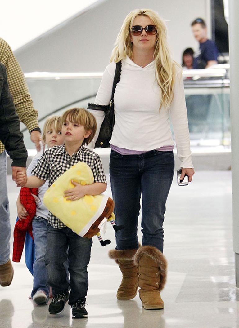 Britney Spears ve Kevin Federline Çiftinin Çocuklarından Uzaklaşma Hikayesi 9 Britney Spears ve Kevin Federline Çiftinin Çocuklarından Uzaklaşma Hikayesi