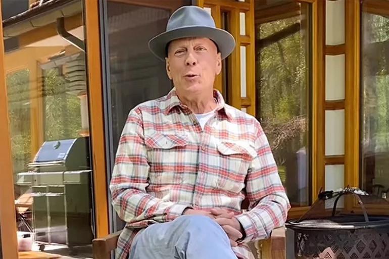 Bruce Willis'in Zorlu Sağlık Mücadelesi ve Ailesinin Desteği