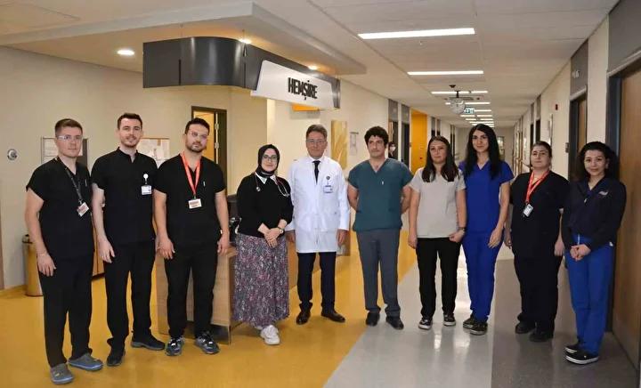 Bursa Şehir Hastanesi'nde Canlı Donörlü Pediatrik Organ Nakli Başarıyla Gerçekleşti