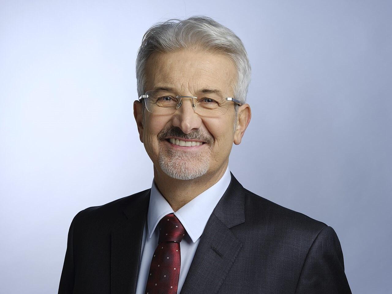 Zaman Tüneli: Turgay Erdem Kimdir?