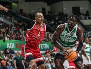 Bursaspor Basketbol Fransa Temsilcisiyle Evinde Karşılaştı