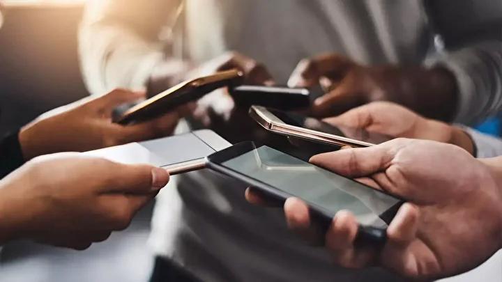 Cep Telefonlarında ÖTV Düzenlemesiyle Fiyatlarda İndirim Kapısı Açıldı 9 Cep Telefonlarında ÖTV Düzenlemesiyle Fiyatlarda İndirim Kapısı Açıldı