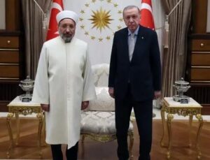 Cumhurbaşkanı Erdoğan ve Diyanet İşleri Başkanı Safi Arpaguş’un Görüşmesi