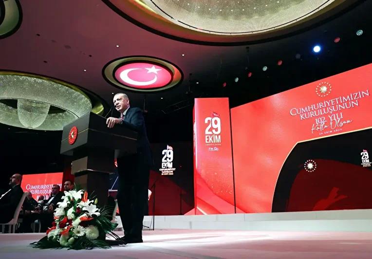 Saygıdeğer Katılımcılar