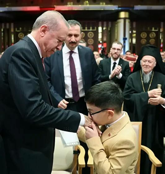 Geleceğe Ümit Dolu Adımlar