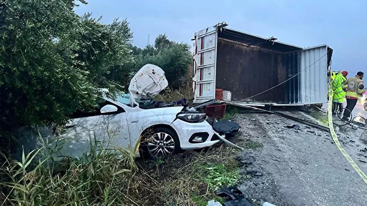 Denizli’de Feci Trafik Kazası: 2 Ölü, 3 Yaralı
