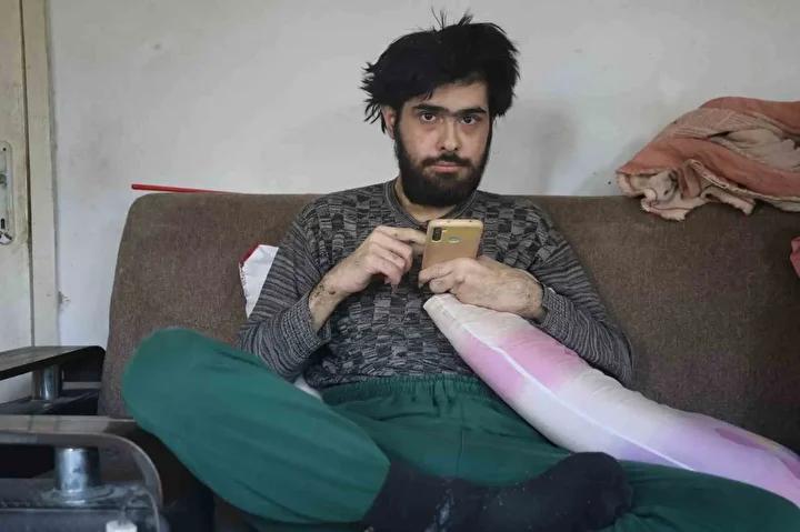 Deprem Sonrası Hayata Tutunmaya Çalışan Bir Annenin ve Oğlunun Hikayesi