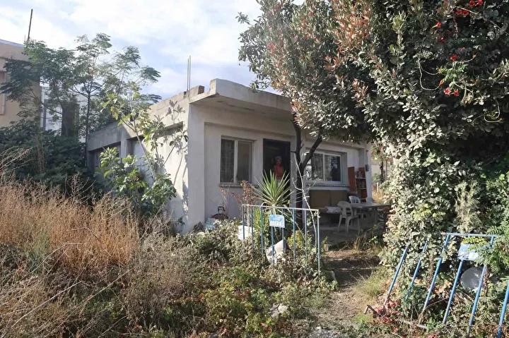 Deprem Sonrası Hayata Tutunmaya Çalışan Bir Annenin ve Oğlunun Hikayesi