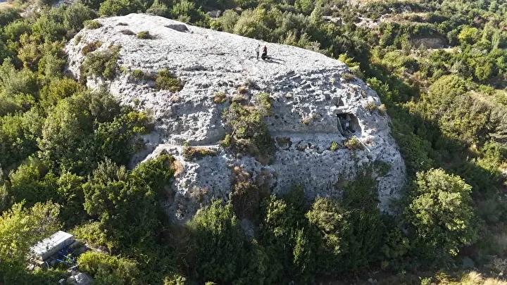 Depremin Ardından Hatay’da Bir Adamın Sessiz Direnişi ve Hayat Mücadelesi 4 Depremin Ardından Hatay’da Bir Adamın Sessiz Direnişi ve Hayat Mücadelesi