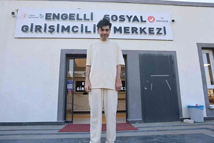 Depremin Ardından Yeniden Hayata Tutunan Ana ve Oğulun Hikayesi
