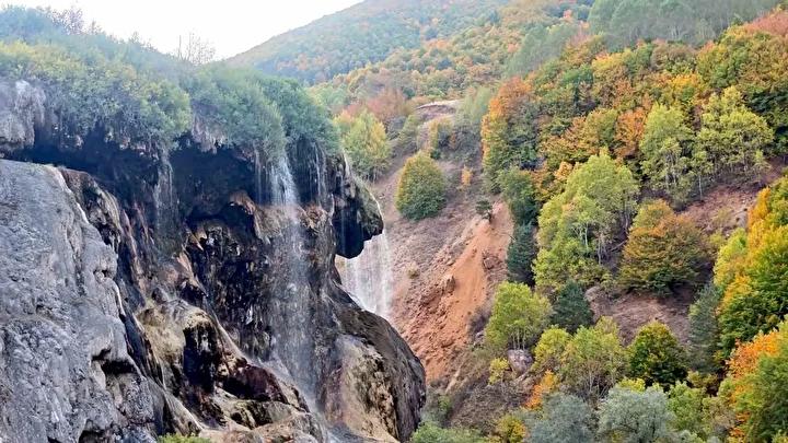 Dipsizgöl Tabiat Parkı: Sonbaharın Renkli Cenneti