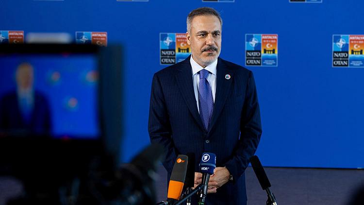 Dışişleri Bakanı Fidan'dan Büyükelçilik ve Daimi Temsilcilik Atamaları Hareketi 1 Dışişleri Bakanı Fidan'dan Büyükelçilik ve Daimi Temsilcilik Atamaları Hareketi