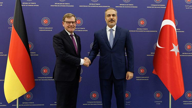 Dışişleri Bakanı Hakan Fidan ile Alman Meslektaşı Wadephul’un Ankara Alsındaki Görüşmesi 1 Dışişleri Bakanı Hakan Fidan ile Alman Meslektaşı Wadephul’un Ankara Alsındaki Görüşmesi