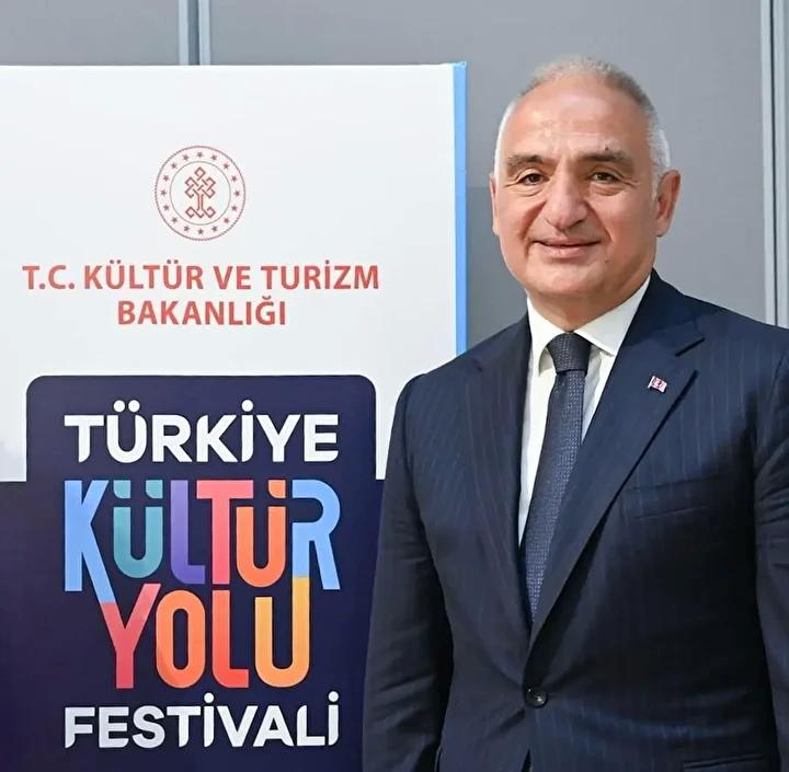 Akademik ve Modern Sanat Bir Arada