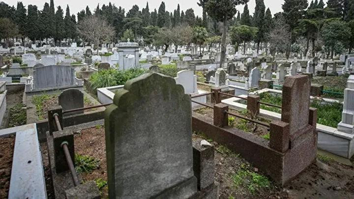 Diyarbakır'da Mezar Taşı Sanatçısı Büyüleri Çözümledi