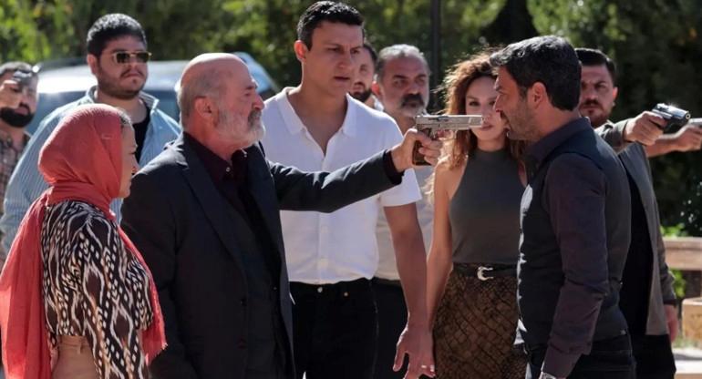 Dizi Hikayesinde Dönüm Noktaları ve Sürpriz Gelişmeler