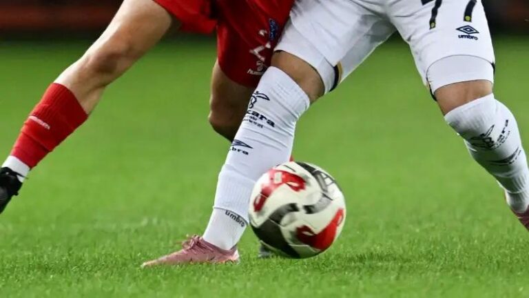 Dominik Livakovic8217in Ispanya8217daki Zorlu Donemi ve Gelecegi