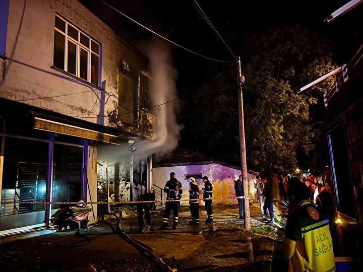 Düğüncübaşı Köyünde Ekmek Fırınında Yangın Kontrol Altına Alındı