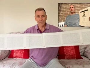 Dünyanın En Uzun İsim Rekorunu Elinde Bulunduran Watkins’in Hikayesi