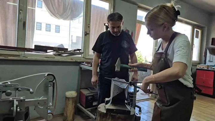 Düzce’de Geleneksel Bıçak Sanatını Yaşatan Usta Servet Altınışık 10 Düzce’de Geleneksel Bıçak Sanatını Yaşatan Usta Servet Altınışık