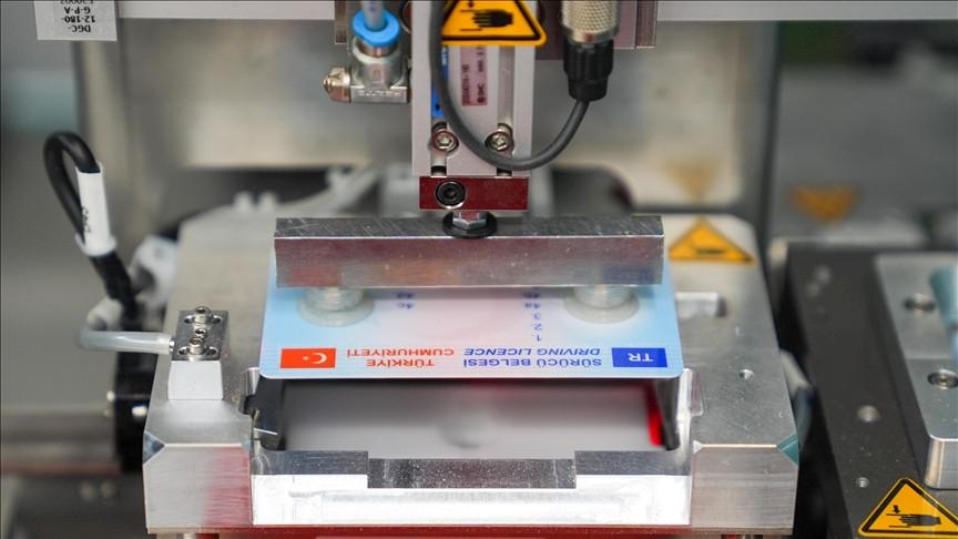 Ehliyet Yenileme Sürecinde Dikkat Edilmesi Gerekenler ve Güncel Bilgiler 6 Ehliyet Yenileme Sürecinde Dikkat Edilmesi Gerekenler ve Güncel Bilgiler