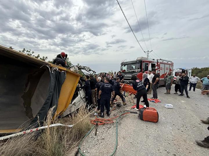 Elikesik Mahallesinde Zincirleme Trafik Kazası Korkuttu