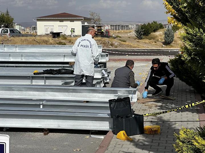 Erciyes Üniversitesi’nde Trajik Olay: Bir Kadın Hayatını Kaybetti