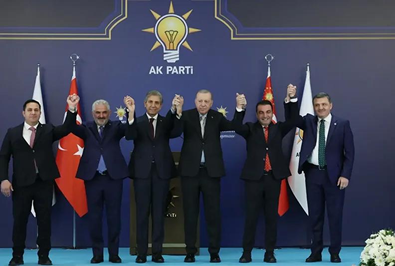 Erdoğan'ın TBMM'deki AK Parti Katılım Töreni ve Yeni Üyeler Listesi