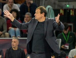 Ergin Ataman’dan Olympiakos Maçı Sonrası Değerlendirme ve Geleceğe Dair Açıklamalar