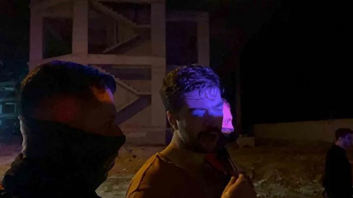 Ertuğrulgazi Mahallesi'nde Güvenlik Güçleri ve Şüpheli Arasında Çatışma Olayı